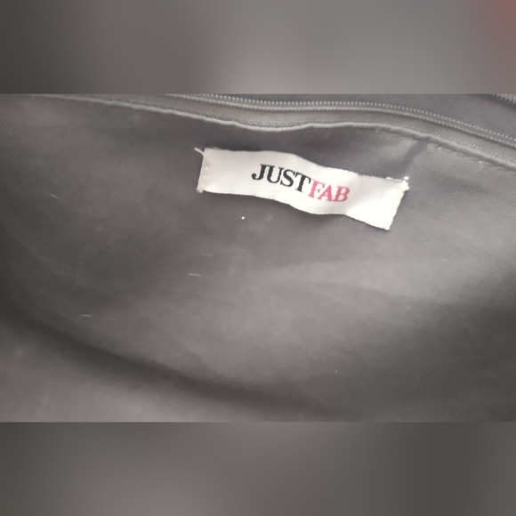 Just Fab Large Satchel Hand Shoulder Bag Gorgeous  Red EUC lot of details - Picture 7 of 11